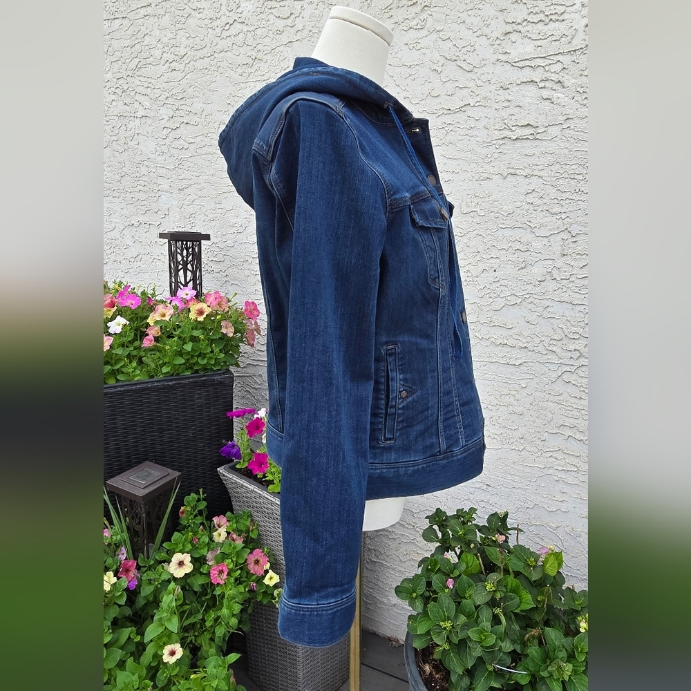 Liverpool Los Angeles Hooded Denim Jacket - Picture 15 of 16